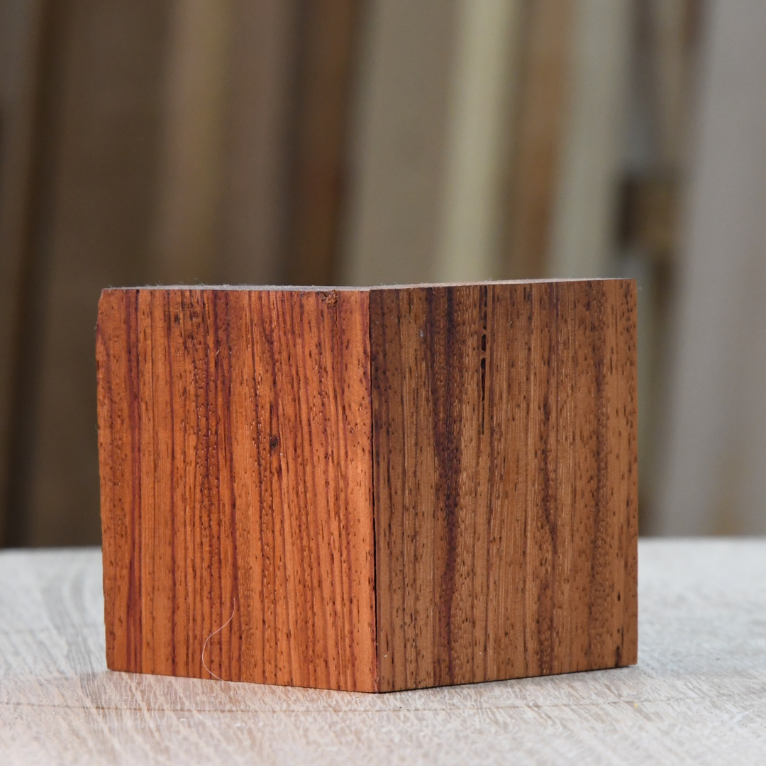 Ebiara ( Red Zebrawood)