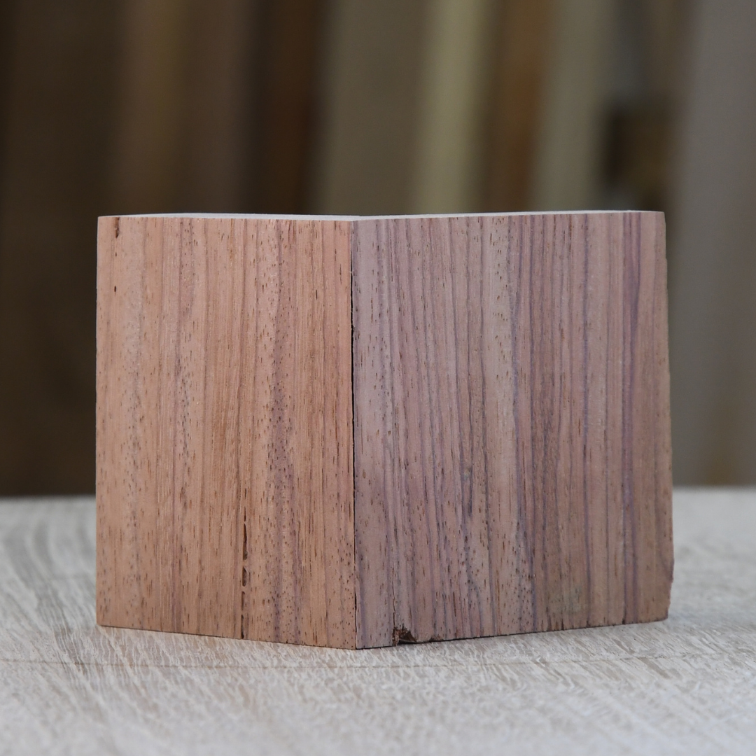 Ebiara ( Red Zebrawood)